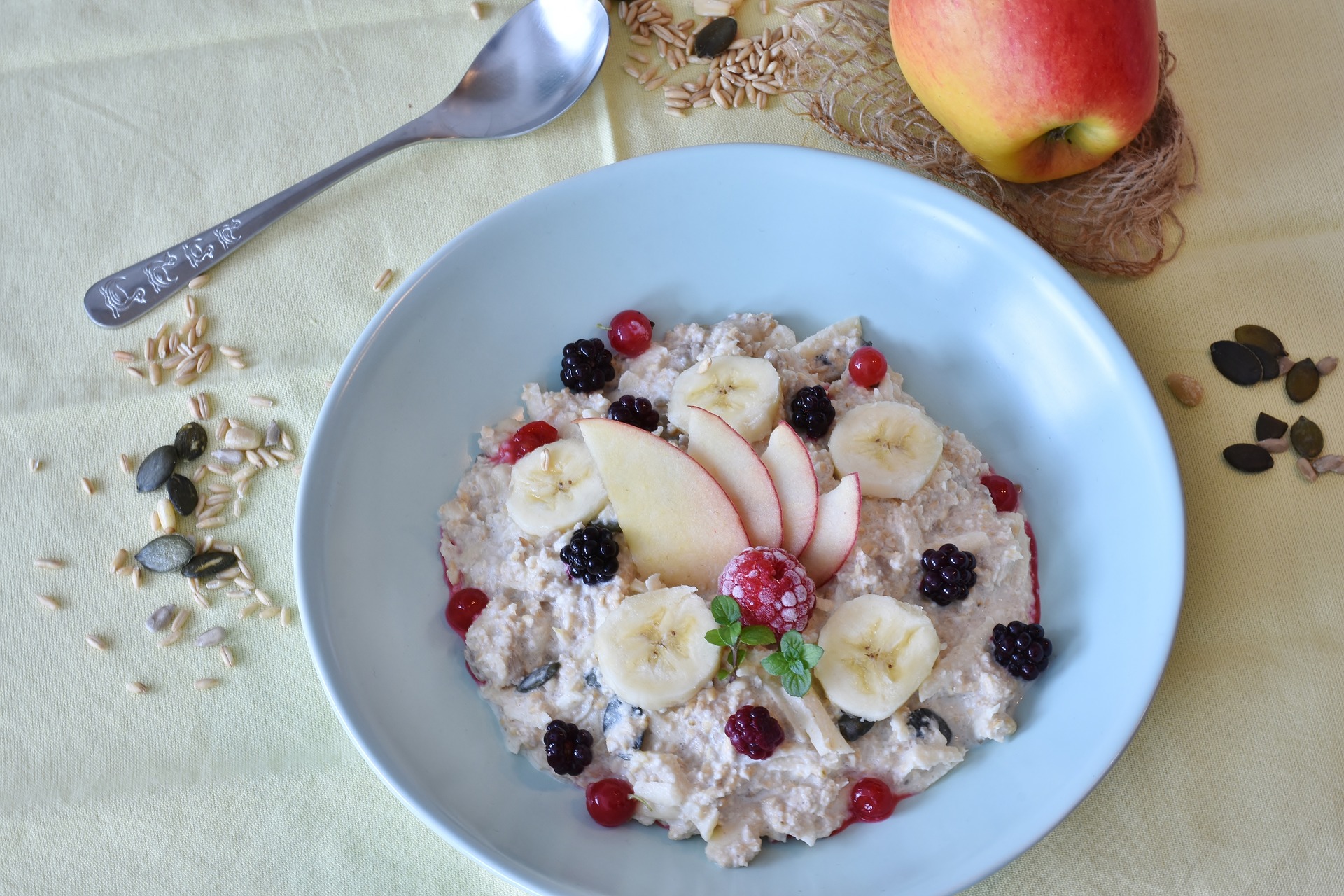 Yogurt&Granola&Banana